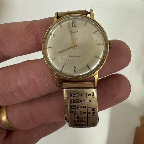 Timex Marlin 1967? Gold Tone Silver Dial Mens Vintage 1960s Mechanical Handwind